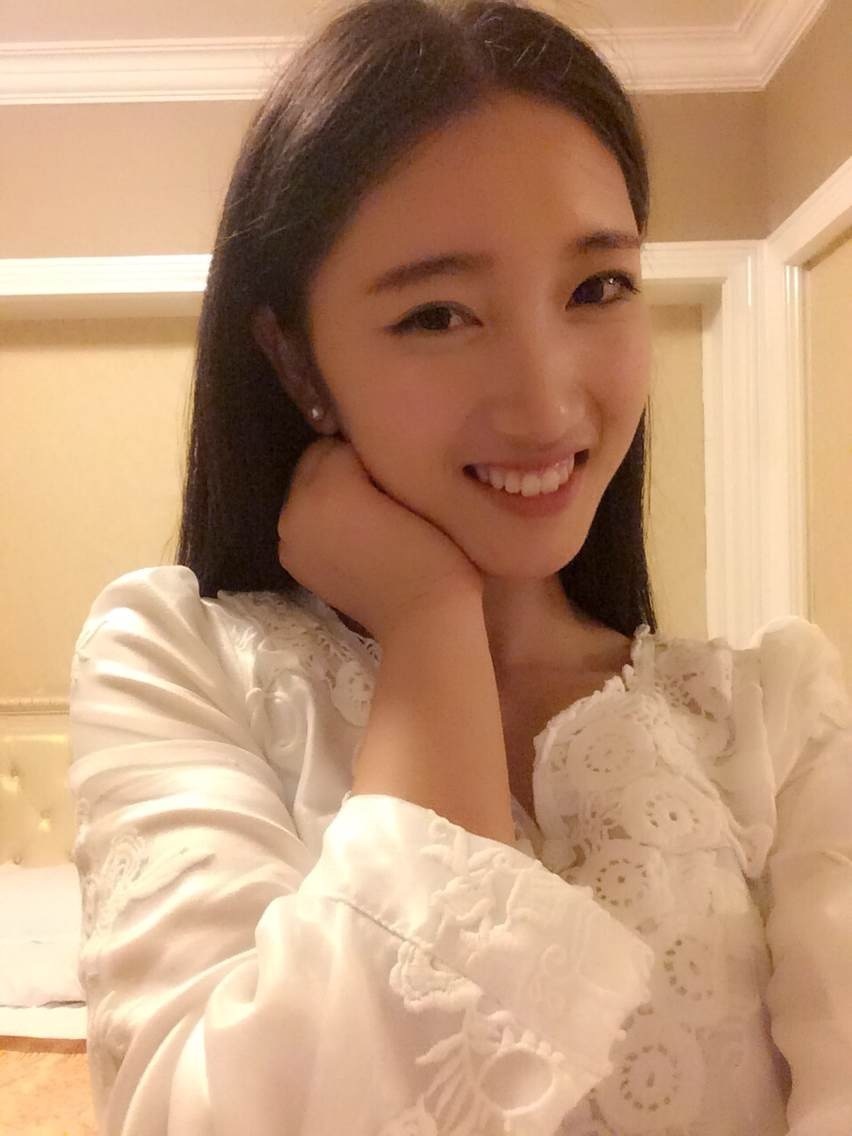 李萌.jpg